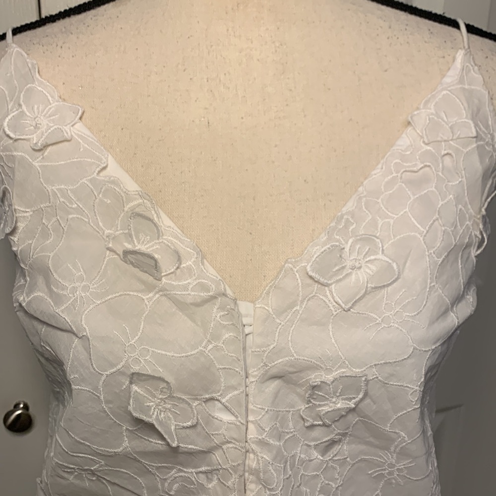 Ginger + Smart Myriad Floral Embroidered Top - Picture 2 of 10